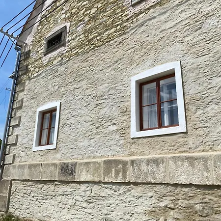 Apartment Statek - Na Spejcharu Uhersko